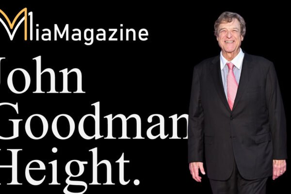 John Goodman Height